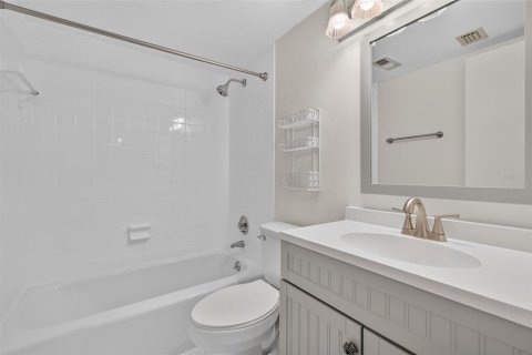 Copropriété à vendre à Mount Dora, Floride: 2 chambres, 108.05 m2 № 2318816 - photo 21