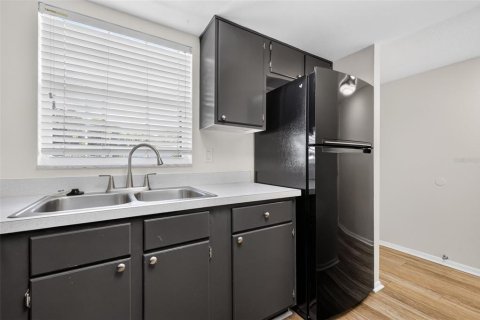 Copropriété à vendre à Mount Dora, Floride: 2 chambres, 108.05 m2 № 2318816 - photo 12