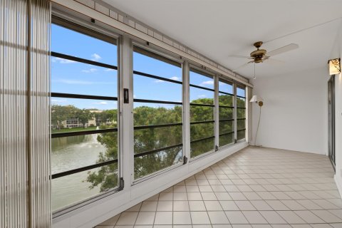 Condo à Coconut Creek, Floride, 2 chambres  № 2186741