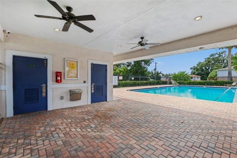 Adosado en venta en Tampa, Florida, 3 dormitorios, 155.15 m2 № 2347902 - foto 28