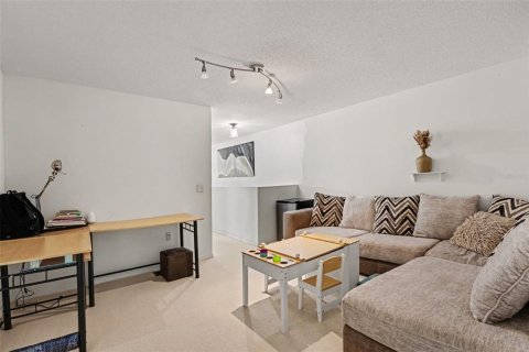 Adosado en venta en Tampa, Florida, 3 dormitorios, 155.15 m2 № 2347902 - foto 23