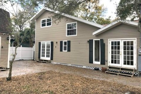 Villa ou maison à louer à Tampa, Floride: 4 chambres, 207.92 m2 № 2398915 - photo 22
