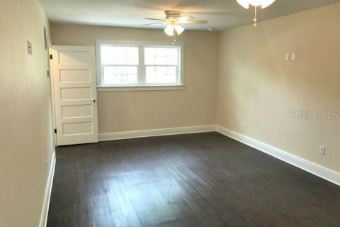 Villa ou maison à louer à Tampa, Floride: 4 chambres, 207.92 m2 № 2398915 - photo 20