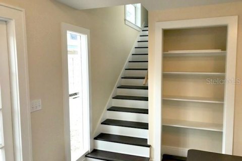Villa ou maison à louer à Tampa, Floride: 4 chambres, 207.92 m2 № 2398915 - photo 15