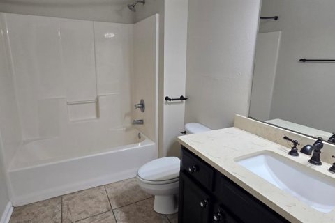 Villa ou maison à louer à Ocala, Floride: 3 chambres, 175.96 m2 № 2148070 - photo 11
