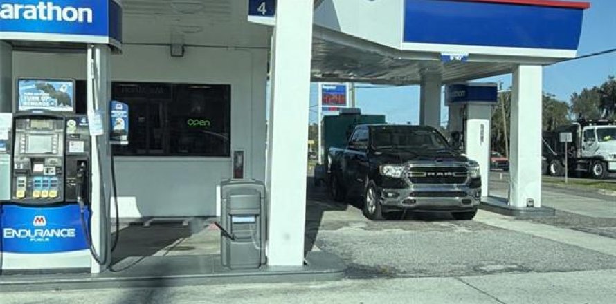 Propiedad comercial en San Antonio, Florida № 2381245