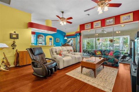 House in Nokomis, Florida 3 bedrooms, 186.64 sq.m. № 2110560 - photo 13