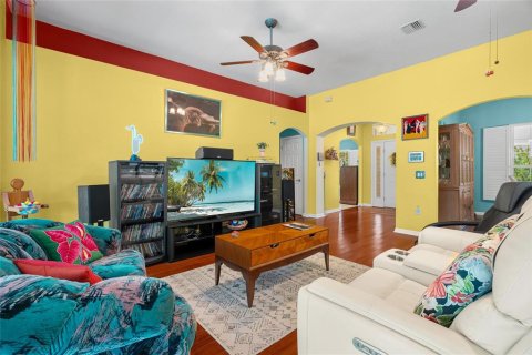 House in Nokomis, Florida 3 bedrooms, 186.64 sq.m. № 2110560 - photo 16