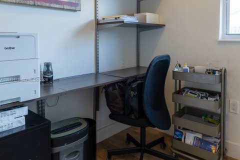 Купить виллу или дом в Майами, Флорида 4 спальни, 239.32м2, № 2006785 - фото 28