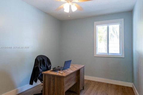 Купить виллу или дом в Майами, Флорида 4 спальни, 239.32м2, № 2006785 - фото 29