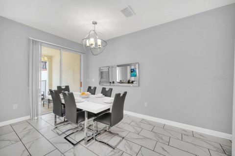 Adosado en venta en Davenport, Florida, 4 dormitorios, 176.7 m2 № 1511523 - foto 8