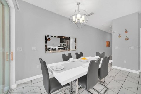 Adosado en venta en Davenport, Florida, 4 dormitorios, 176.7 m2 № 1511523 - foto 9