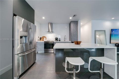 Casa en alquiler en El Portal, Florida, 3 dormitorios, 114.27 m2 № 1992123 - foto 10