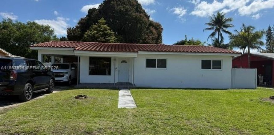 Casa en Miami, Florida 3 dormitorios, 134.15 m2 № 2057761