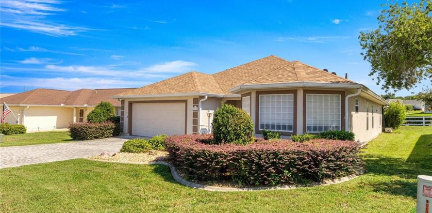 Casa en Summerfield, Florida 3 dormitorios, 183.39 m2 № 1908235