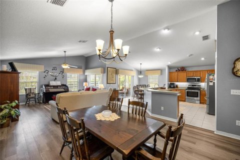 Casa en venta en Summerfield, Florida, 3 dormitorios, 183.39 m2 № 1908235 - foto 11