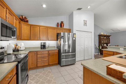 Casa en venta en Summerfield, Florida, 3 dormitorios, 183.39 m2 № 1908235 - foto 13