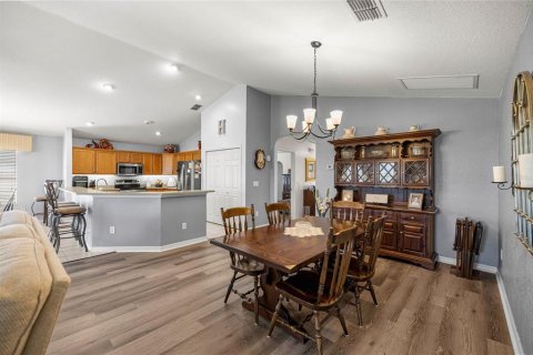 Casa en venta en Summerfield, Florida, 3 dormitorios, 183.39 m2 № 1908235 - foto 12