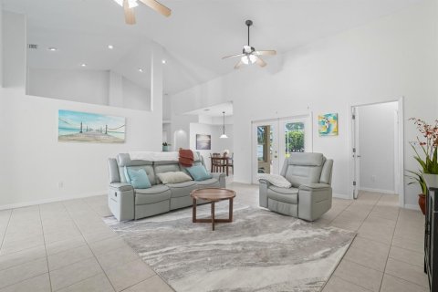 Casa en venta en Palm Coast, Florida, 4 dormitorios, 217.76 m2 № 1899694 - foto 20