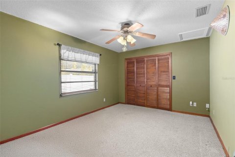 House in Winter Garden, Florida 4 bedrooms, 283.35 sq.m. № 1907011 - photo 27