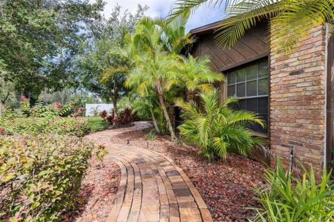 House in Winter Garden, Florida 4 bedrooms, 283.35 sq.m. № 1907011 - photo 6