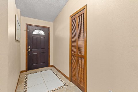 House in Winter Garden, Florida 4 bedrooms, 283.35 sq.m. № 1907011 - photo 9