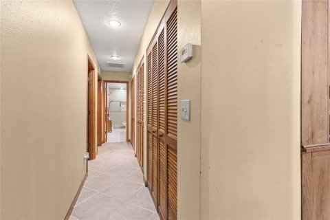House in Winter Garden, Florida 4 bedrooms, 283.35 sq.m. № 1907011 - photo 24