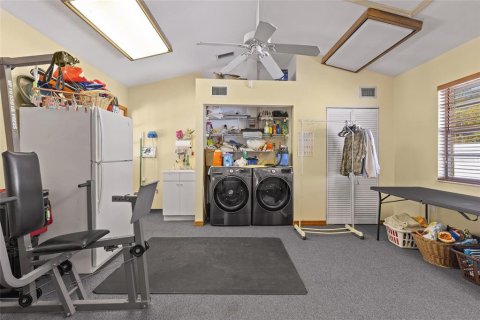 House in Winter Garden, Florida 4 bedrooms, 283.35 sq.m. № 1907011 - photo 30