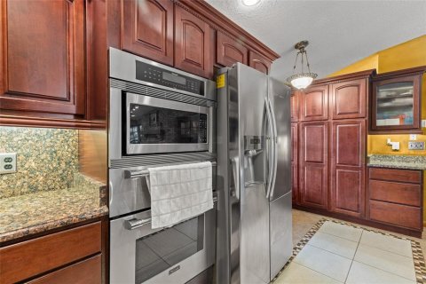 House in Winter Garden, Florida 4 bedrooms, 283.35 sq.m. № 1907011 - photo 19