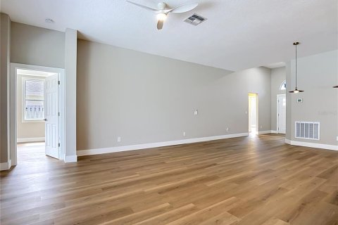 Villa ou maison à vendre à Orlando, Floride: 3 chambres, 152.36 m2 № 2112794 - photo 8