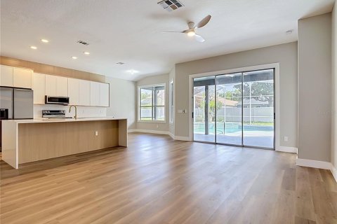 Villa ou maison à vendre à Orlando, Floride: 3 chambres, 152.36 m2 № 2112794 - photo 4