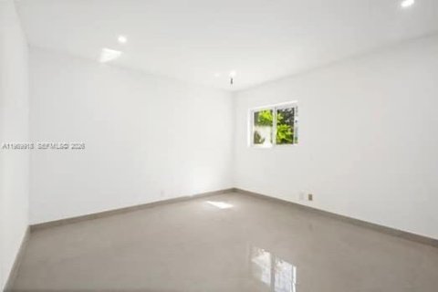 Снять в аренду виллу или дом в Майами-Бич, Флорида 4 спальни, 316.89м2, № 2030708 - фото 17