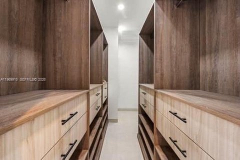 Снять в аренду виллу или дом в Майами-Бич, Флорида 4 спальни, 316.89м2, № 2030708 - фото 16