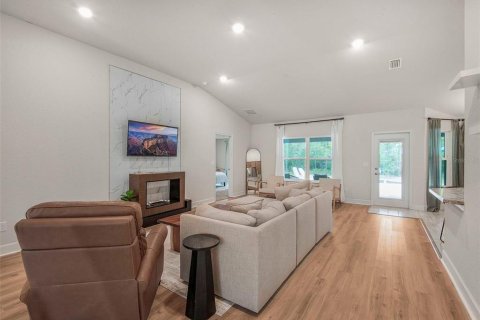 Casa en venta en Beverly Hills, Florida, 4 dormitorios, 219.71 m2 № 1846363 - foto 8
