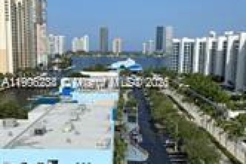 Condominio en alquiler en Aventura, Florida, 3 dormitorios, 167.04 m2 № 2012300 - foto 7