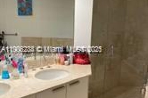 Condominio en alquiler en Aventura, Florida, 3 dormitorios, 167.04 m2 № 2012300 - foto 8