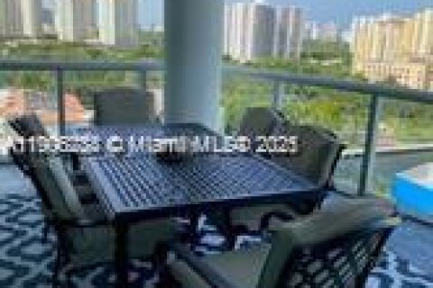 Condominio en alquiler en Aventura, Florida, 3 dormitorios, 167.04 m2 № 2012300 - foto 6