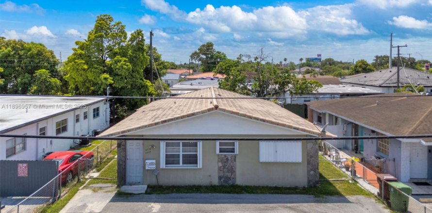 Дом в Хайалиа, Флорида 2 спальни, 161.65м2 № 1948700