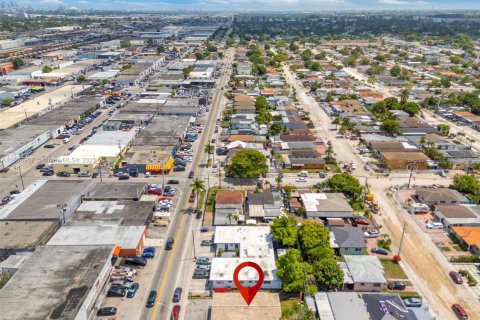 Снять в аренду виллу или дом в Хайалиа, Флорида 2 спальни, 161.65м2, № 1948700 - фото 16