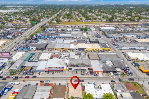 Снять в аренду виллу или дом в Хайалиа, Флорида 2 спальни, 161.65м2, № 1948700 - фото 17