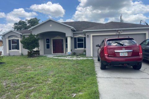 Villa ou maison à Port St. Lucie, Floride 1 chambre, 207.26 m2 № 2262993