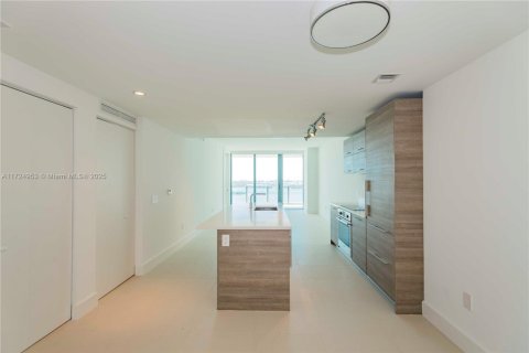 Condominio en venta en Miami, Florida, 2 dormitorios № 1938067 - foto 8