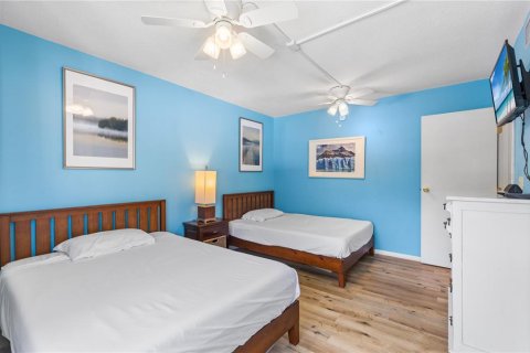 Condo in Mount Dora, Florida, 2 bedrooms  № 1784349 - photo 18