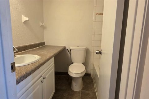 Купить кондоминиум в Дейтона-Бич, Флорида 6 комнат, 90.58м2, № 1742826 - фото 25