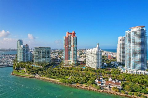 Copropriété à louer à Miami Beach, Floride: 2 chambres, 189.52 m2 № 2079256 - photo 12
