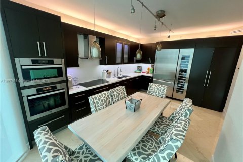 Copropriété à louer à Miami Beach, Floride: 2 chambres, 189.52 m2 № 2079256 - photo 9