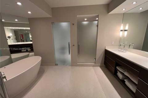 Copropriété à louer à Miami Beach, Floride: 2 chambres, 189.52 m2 № 2079256 - photo 5