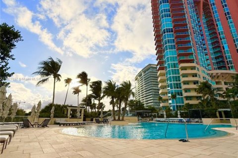 Copropriété à louer à Miami Beach, Floride: 2 chambres, 189.52 m2 № 2079256 - photo 27