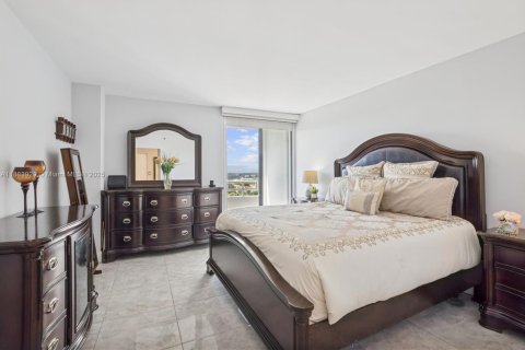 Купить кондоминиум в Авентура, Флорида 2 спальни, 105.91м2, № 1983352 - фото 8