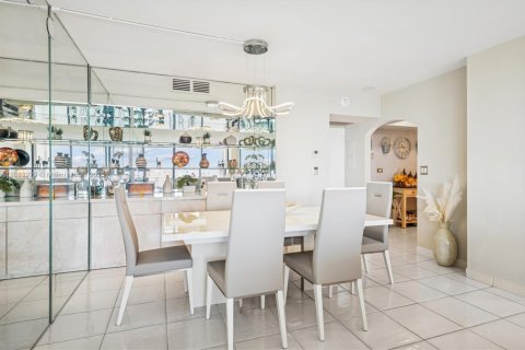 Купить кондоминиум в Авентура, Флорида 2 спальни, 105.91м2, № 1983352 - фото 6